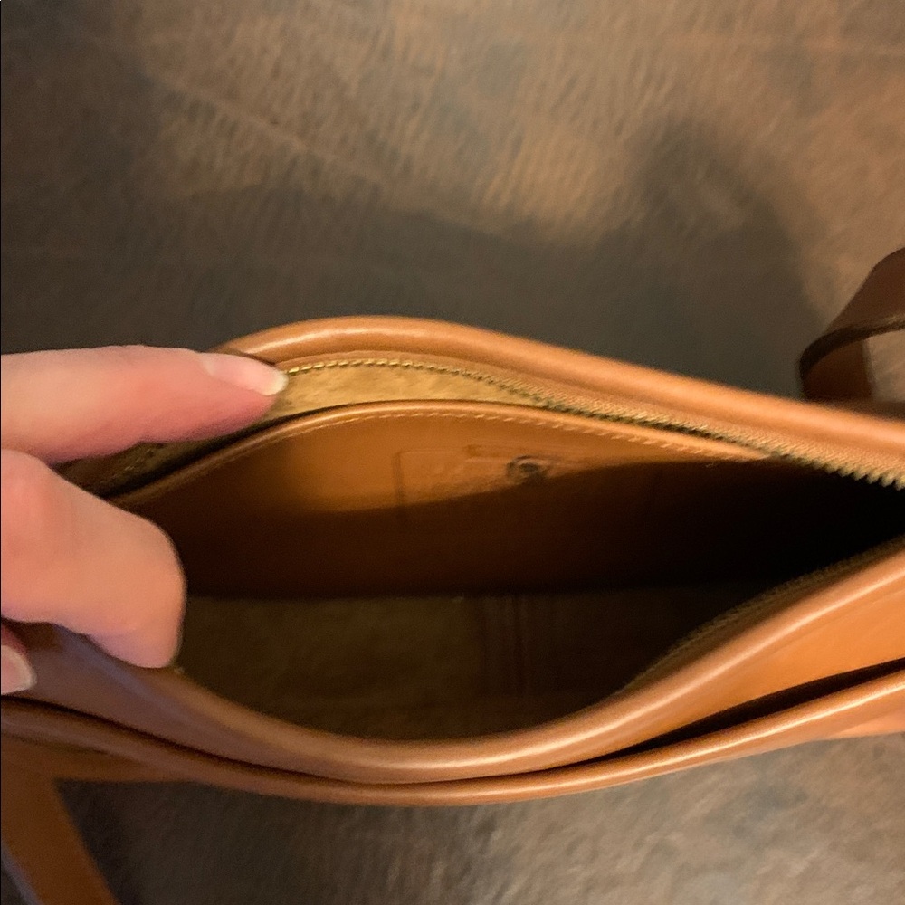 COACH Vintage British Tan Wendie 9031 leather bag - Picture 7 of 10